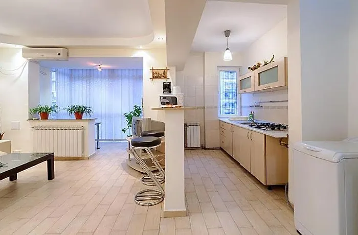 Centru Amazing Piata Universitate *